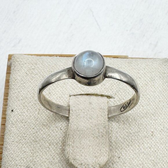Sterling Silver Moonstone Ring Dainty Cabochon Boho Size 7 Natural Stone Jewelry - Picture 9 of 11